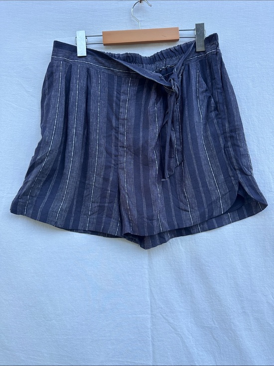 Gentle Fawn Pants - Gentle Fawn Hudson Striped Navy Tie-Waist Women’s Shorts